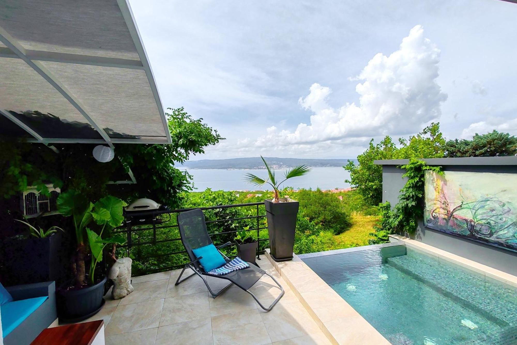 Art Gallery House With A Small Relaxing Pool تْسْغيكفانِتْسا المظهر الخارجي الصورة