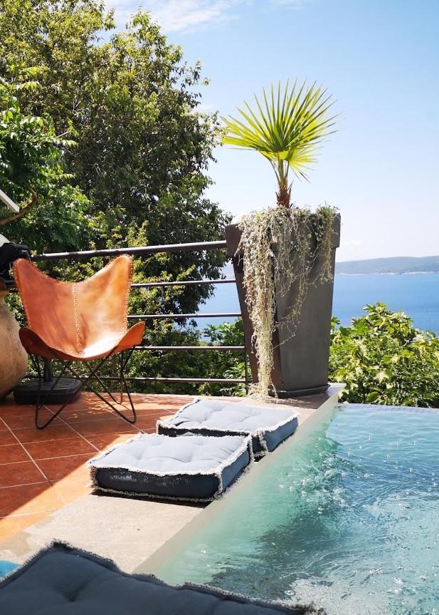 Art Gallery House With A Small Relaxing Pool تْسْغيكفانِتْسا المظهر الخارجي الصورة